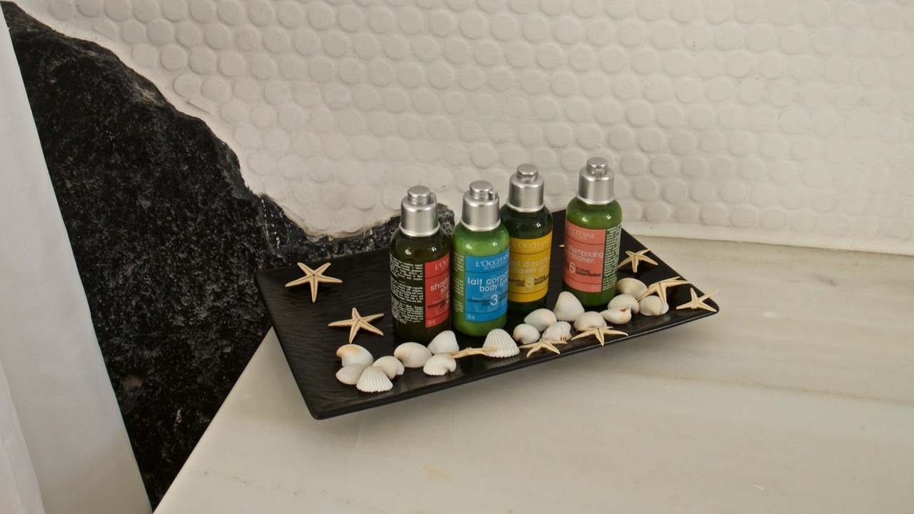 Photo of Bathroom in Fira