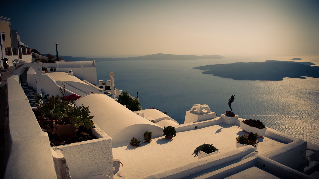 Photo of Others in Fira