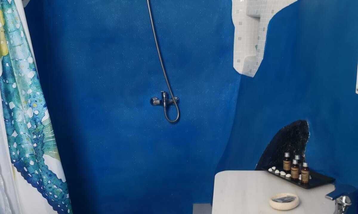 Photo of Bathroom in Fira