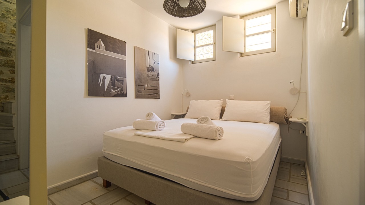 Photo of Bedroom in Serifos