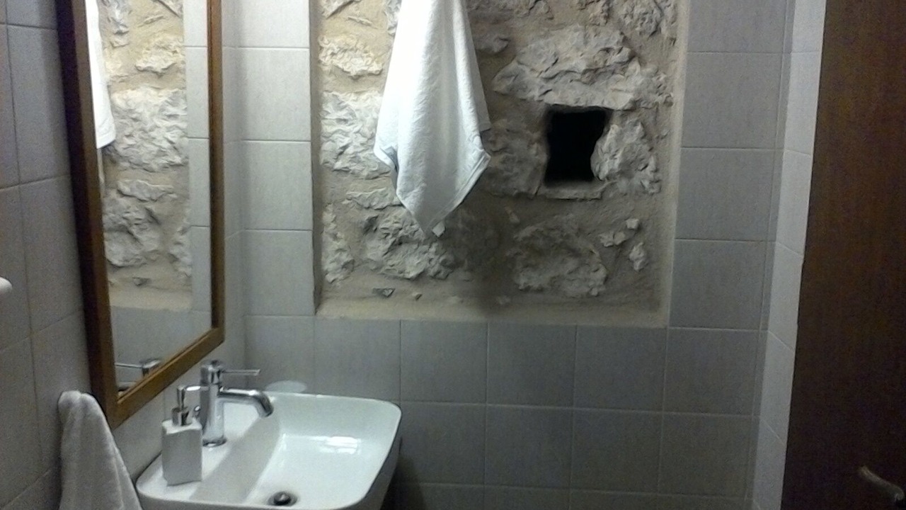Photo of Bathroom in Lefktron