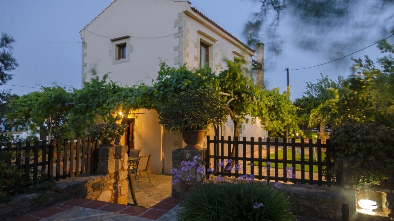 Photo of Outdoor in Astratigos