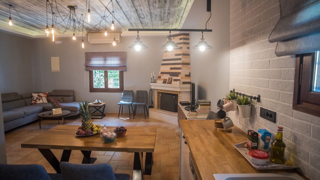 Photo of Livingroom in Astratigos
