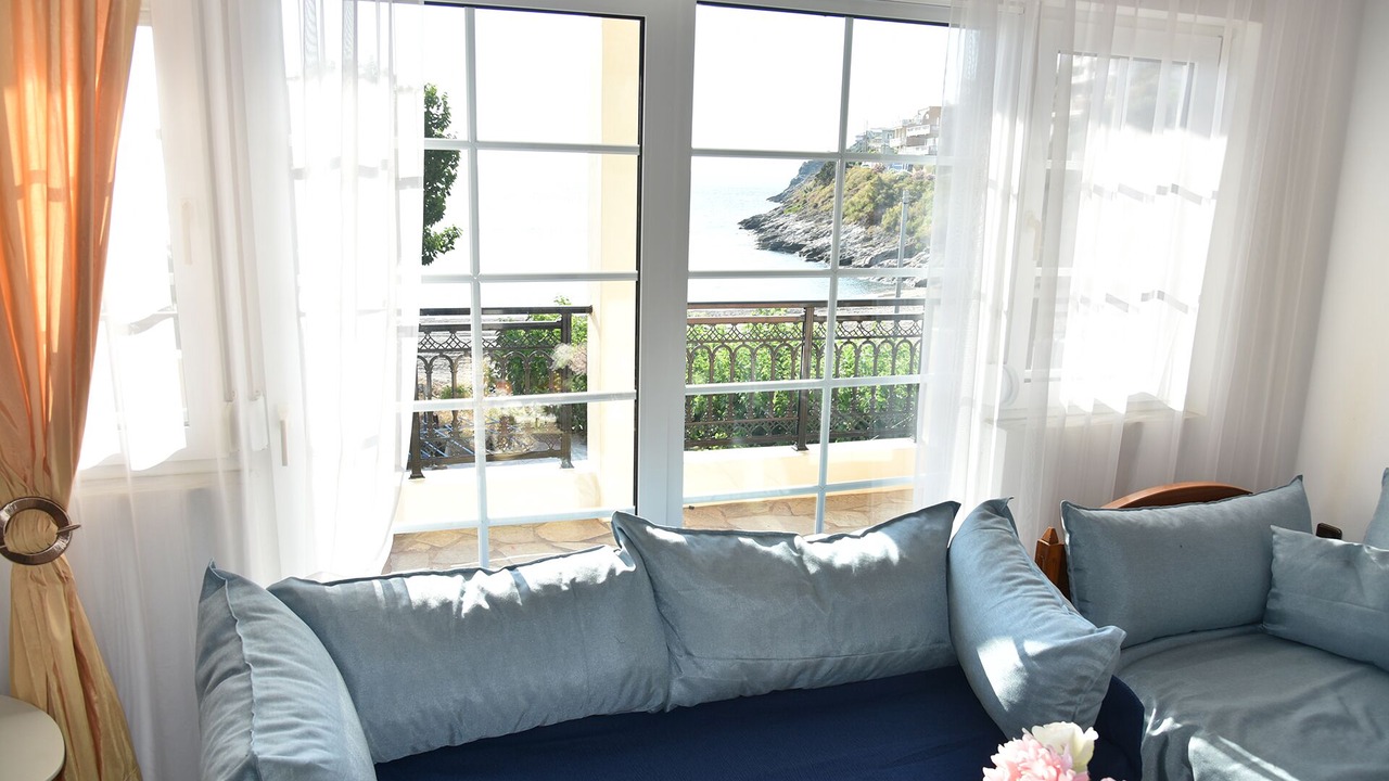 Photo of Livingroom in Lavreotiki