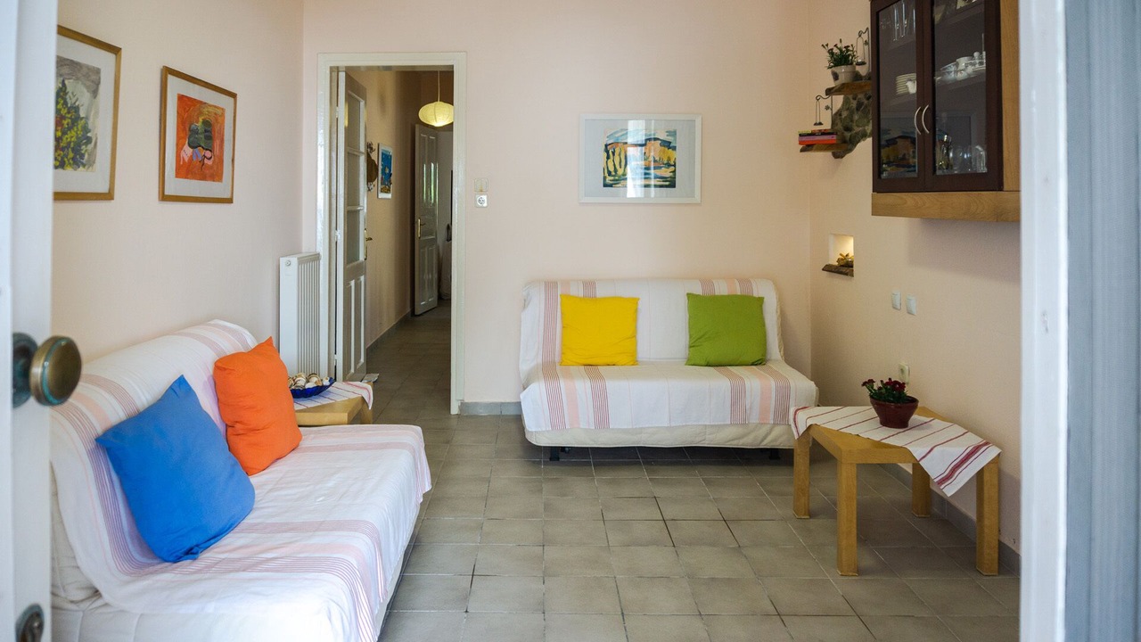 Photo of Livingroom in Neoi Epivates