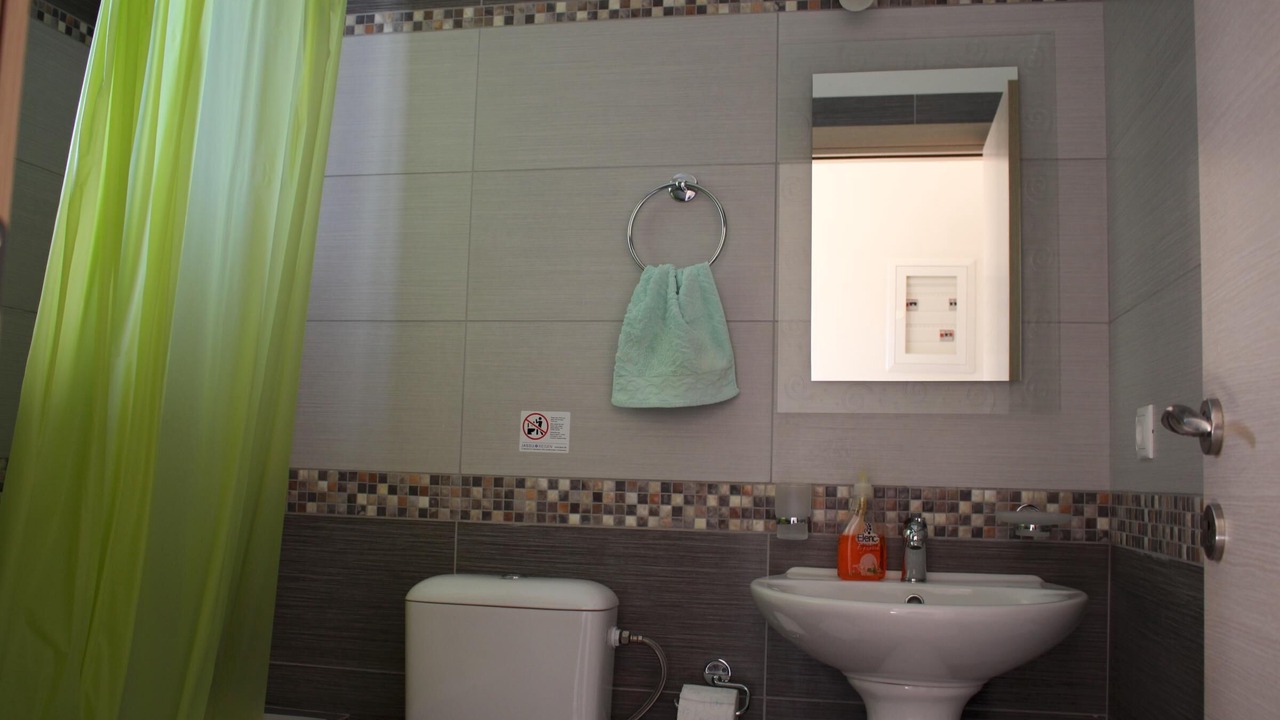 Photo of Bathroom in Analipsi