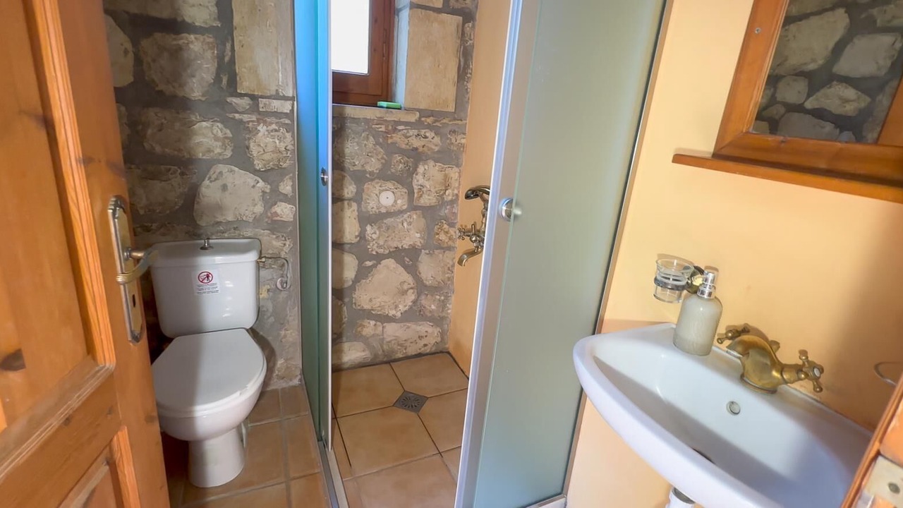 Photo of Bathroom in Stavromenos