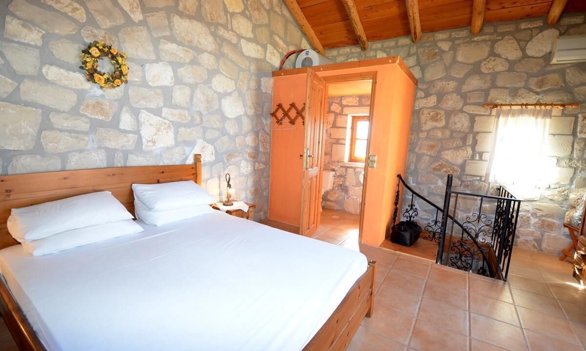 Photo of Bedroom in Stavromenos