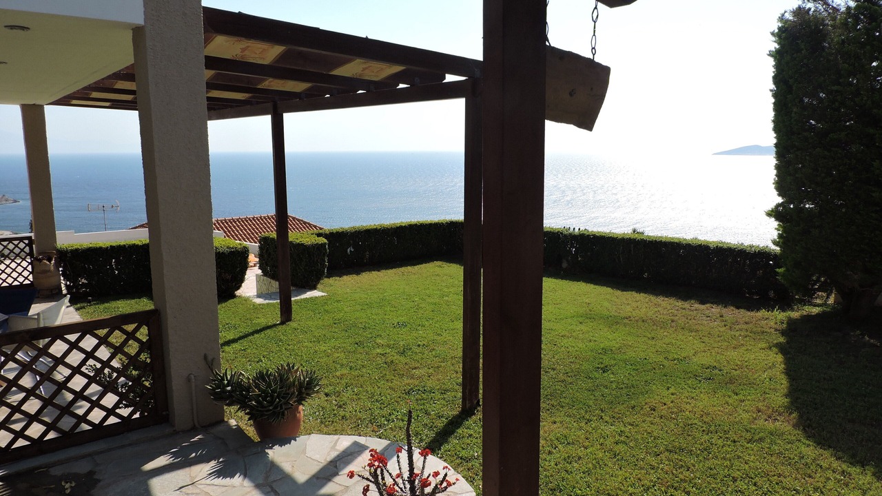 Photo of Patio Balcony in Lavreotiki