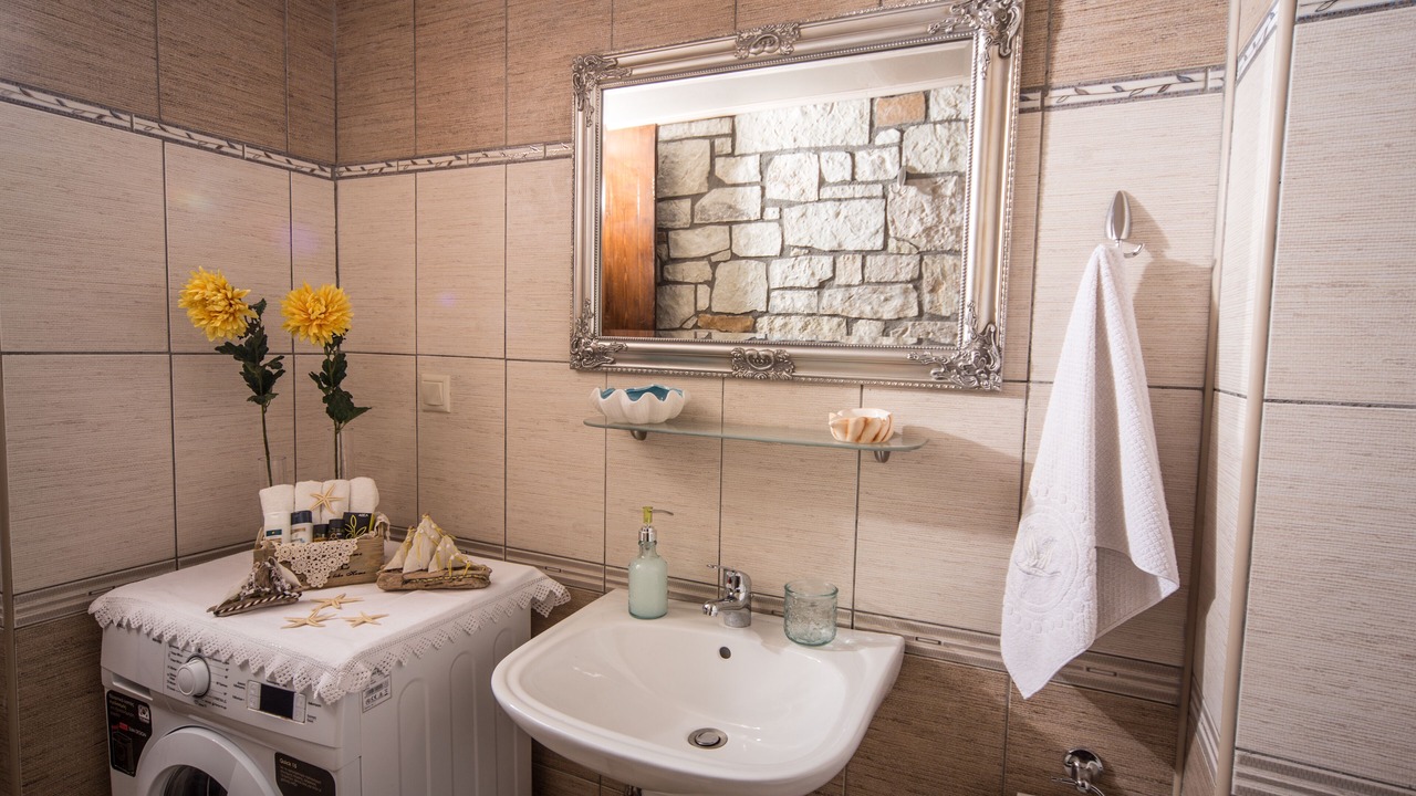 Photo of Bathroom in Listaros
