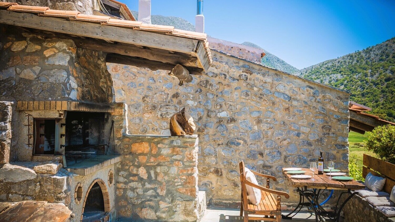 Photo of Outdoor in Goni