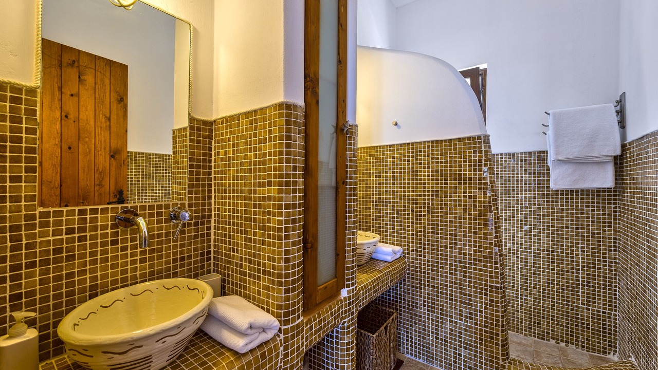 Photo of Bathroom in Kerames