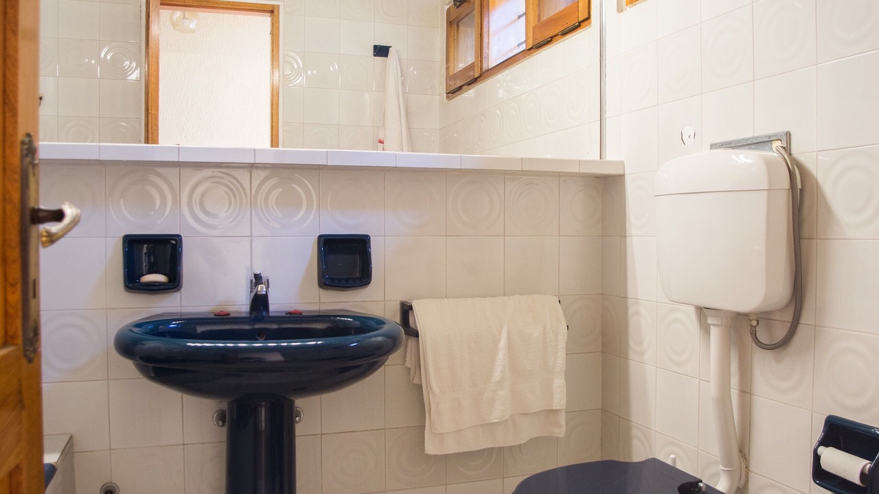Photo of Bathroom in Markopoulo Mesogaias