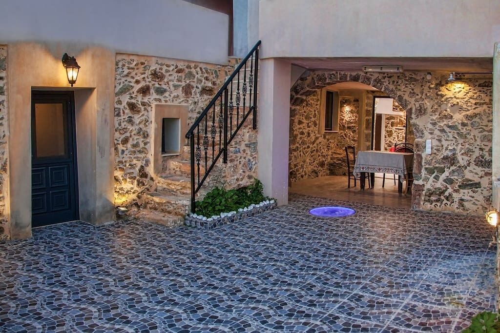 Photo of Outdoor in Kerames