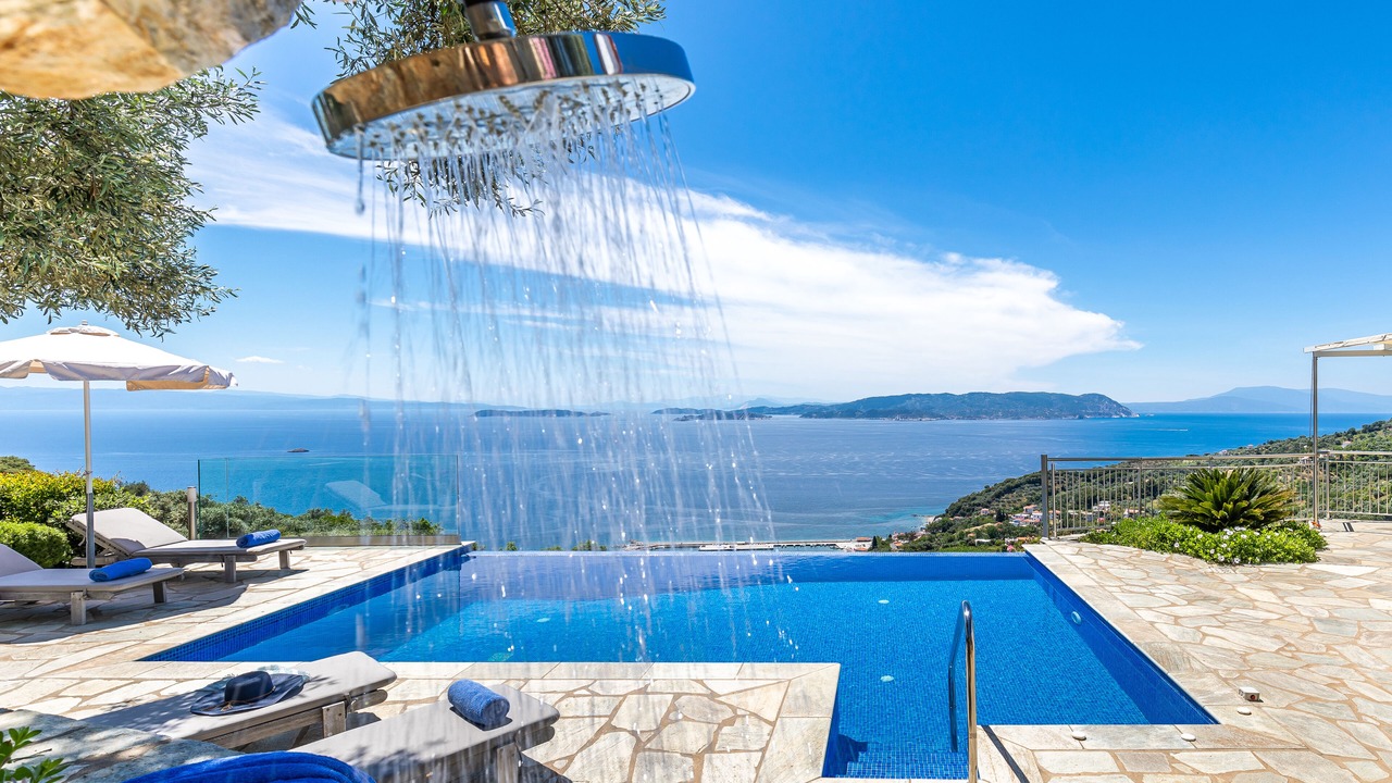 Photo of Outdoor in Glossa