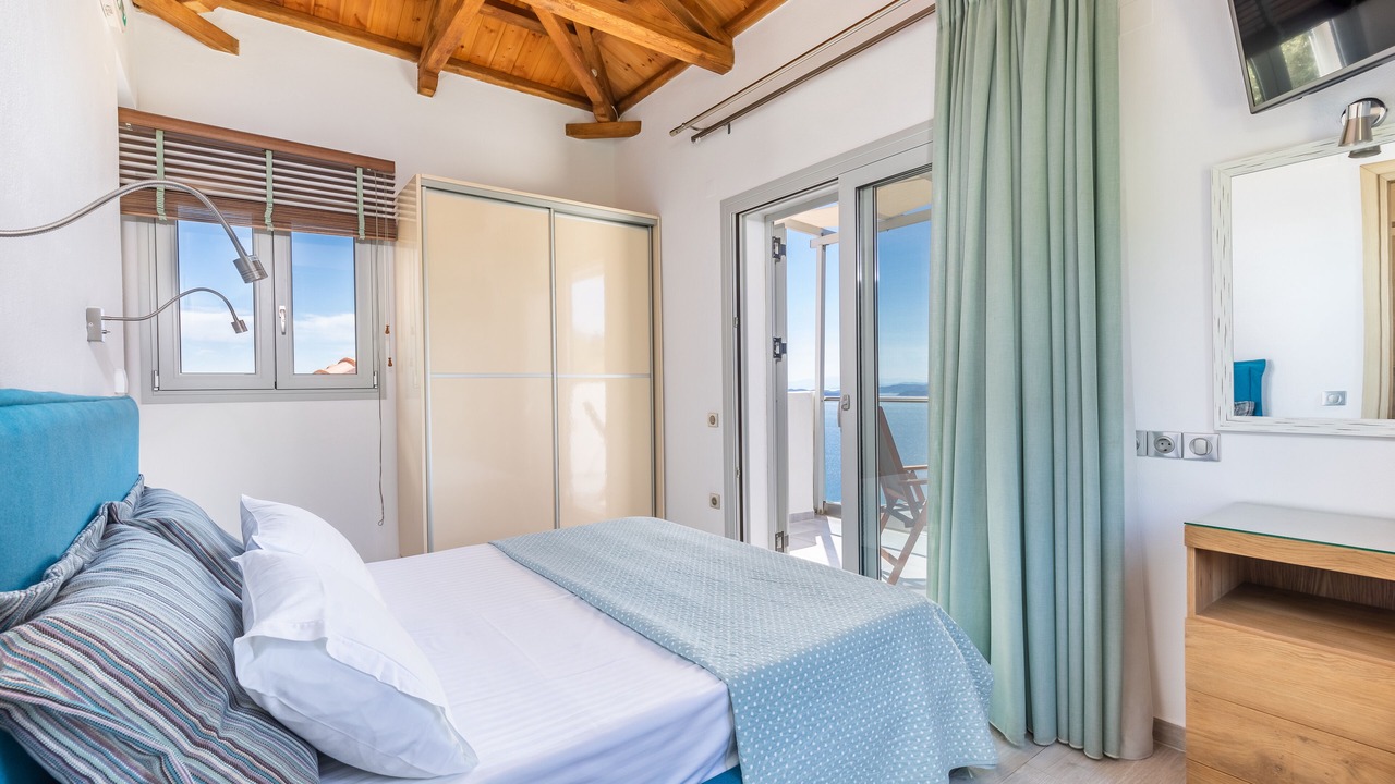 Photo of Bedroom in Glossa