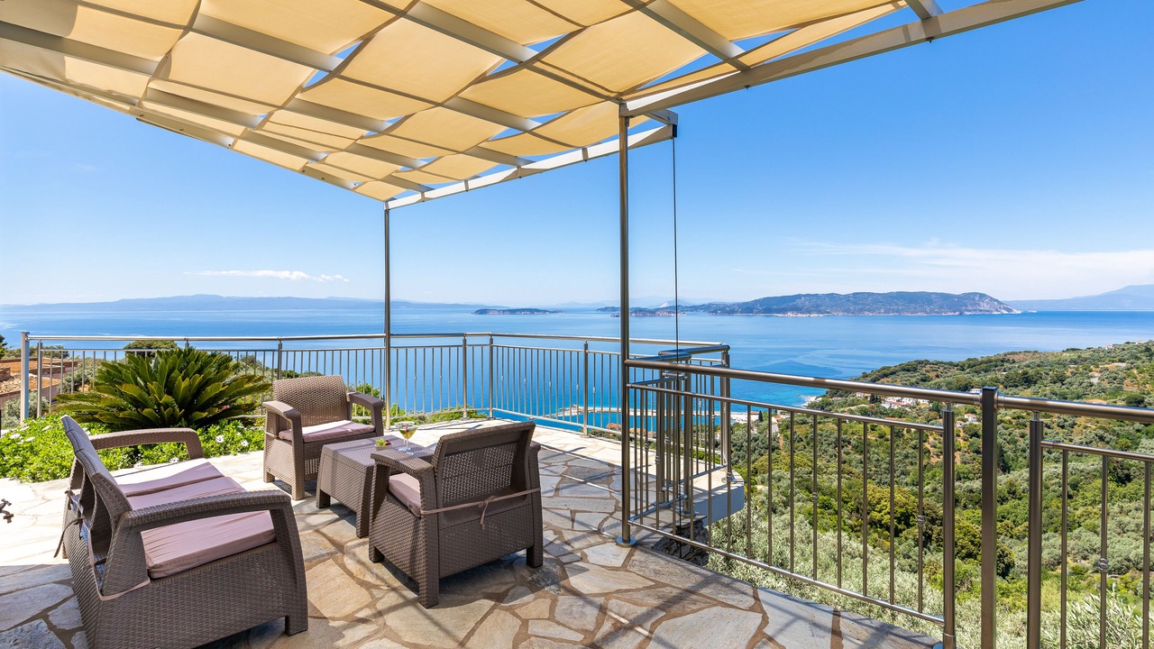 Photo of Patio Balcony in Glossa