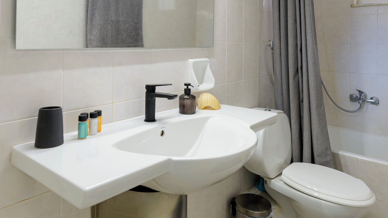 Photo of Bathroom in Diasella
