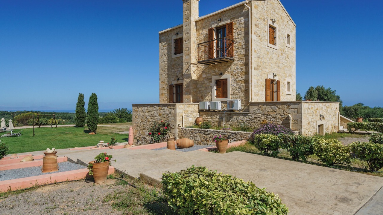 Photo of Outdoor in Pikris