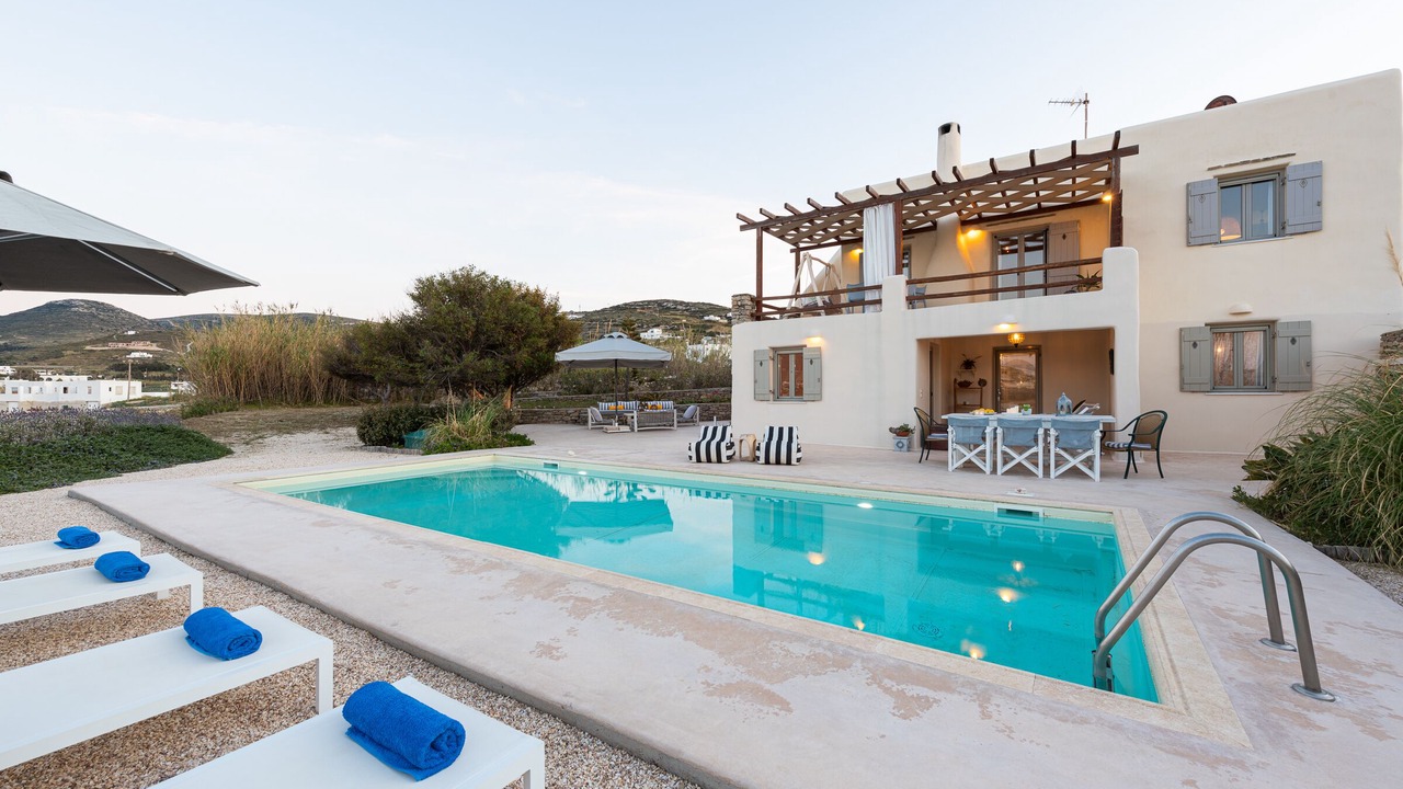 Photo of Outdoor in Parasporos