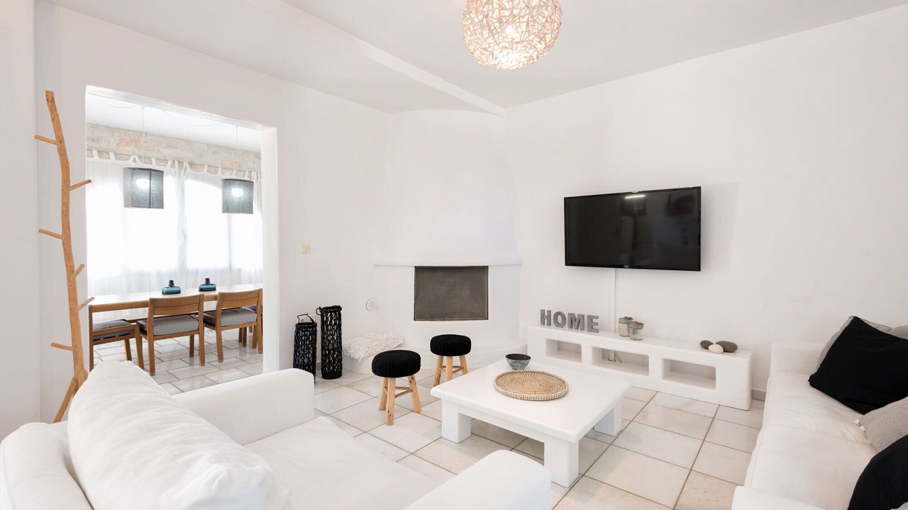 Photo of Livingroom in Ampelas