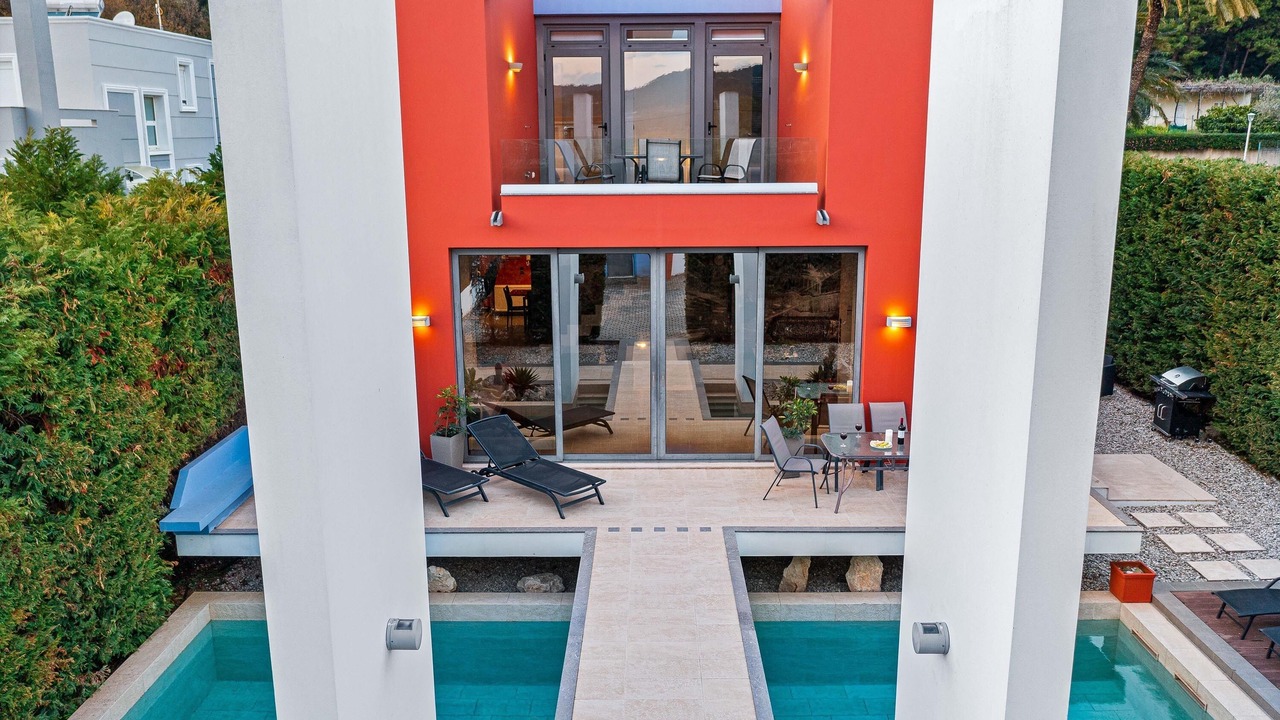 Photo of Outdoor in Ixia