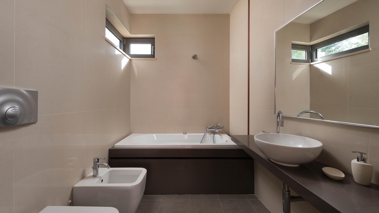 Photo of Bathroom in Ixia