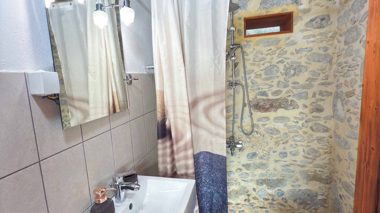 Photo of Bathroom in Kissamos