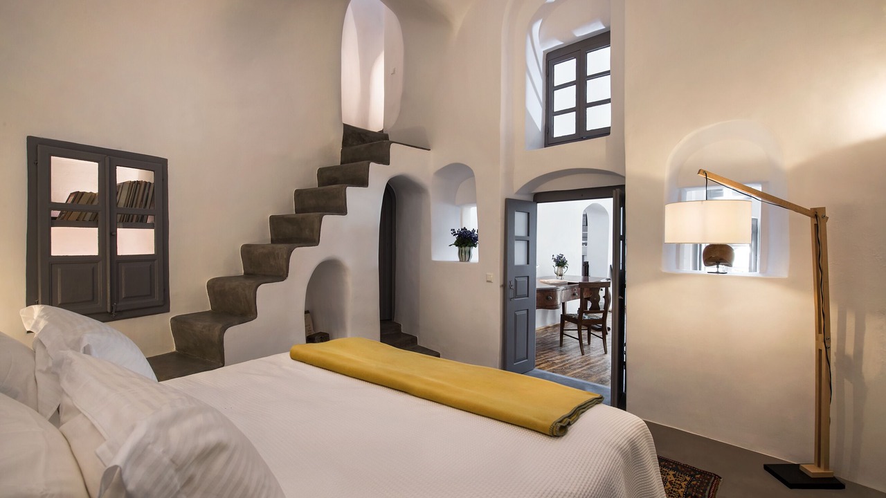 Photo of Bedroom in Oia