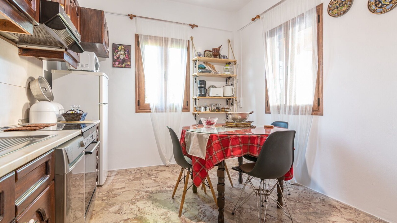 Photo of Kitchen in Avdou