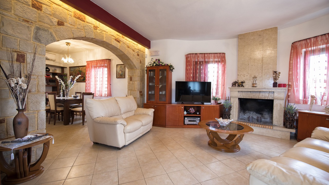 Photo of Livingroom in Analipsi