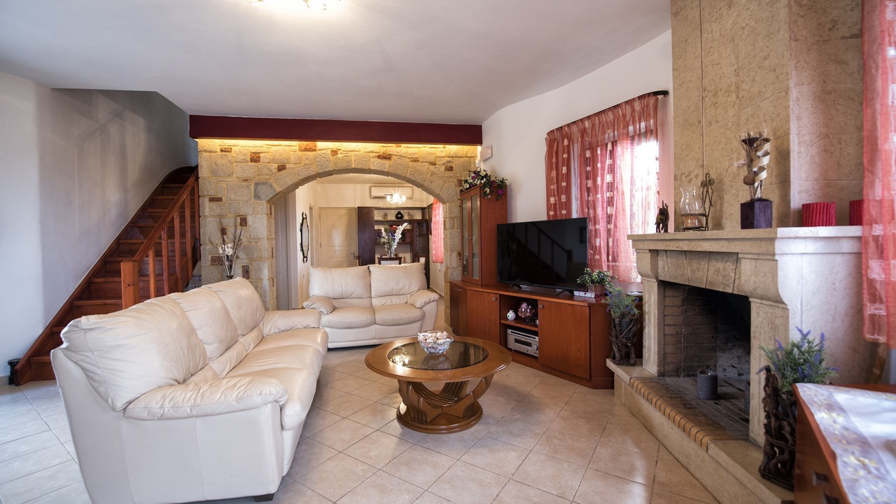 Photo of Livingroom in Analipsi