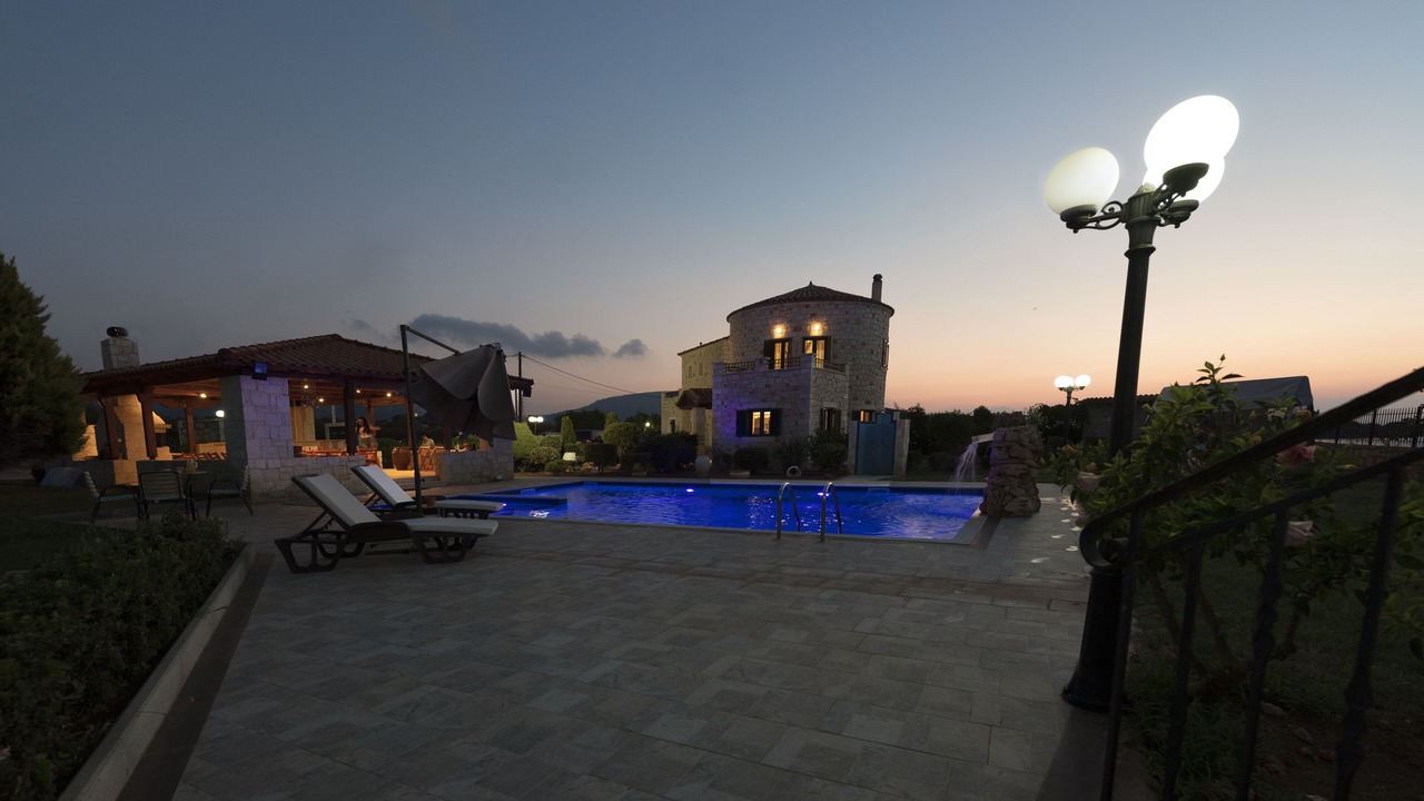 Photo of Outdoor in Analipsi