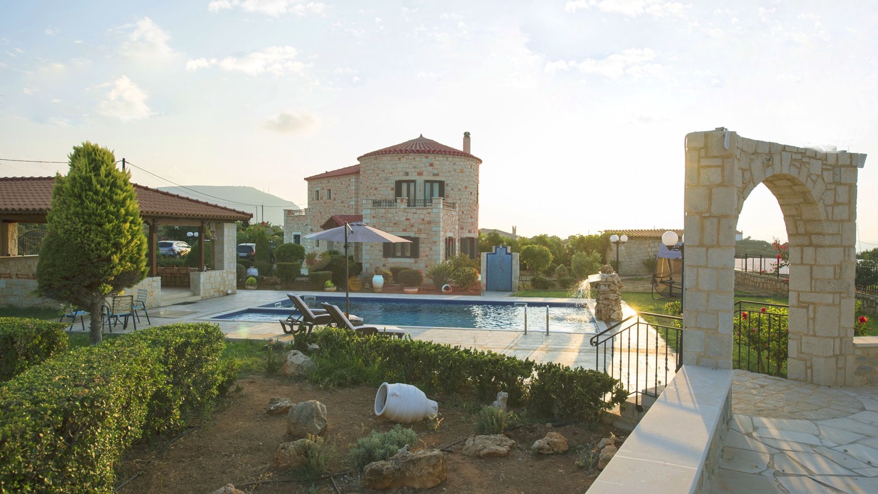 Photo of Outdoor in Analipsi