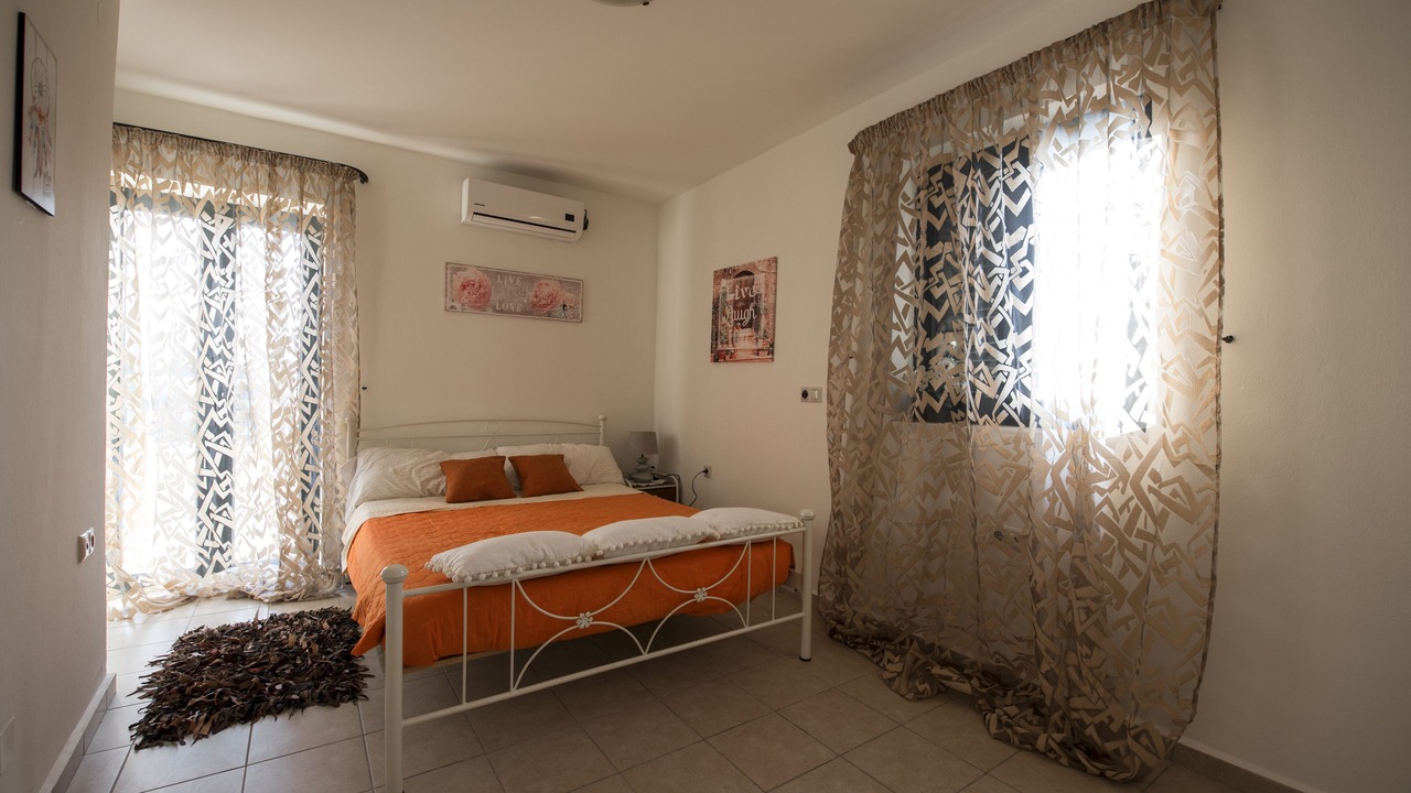 Photo of Bedroom in Analipsi