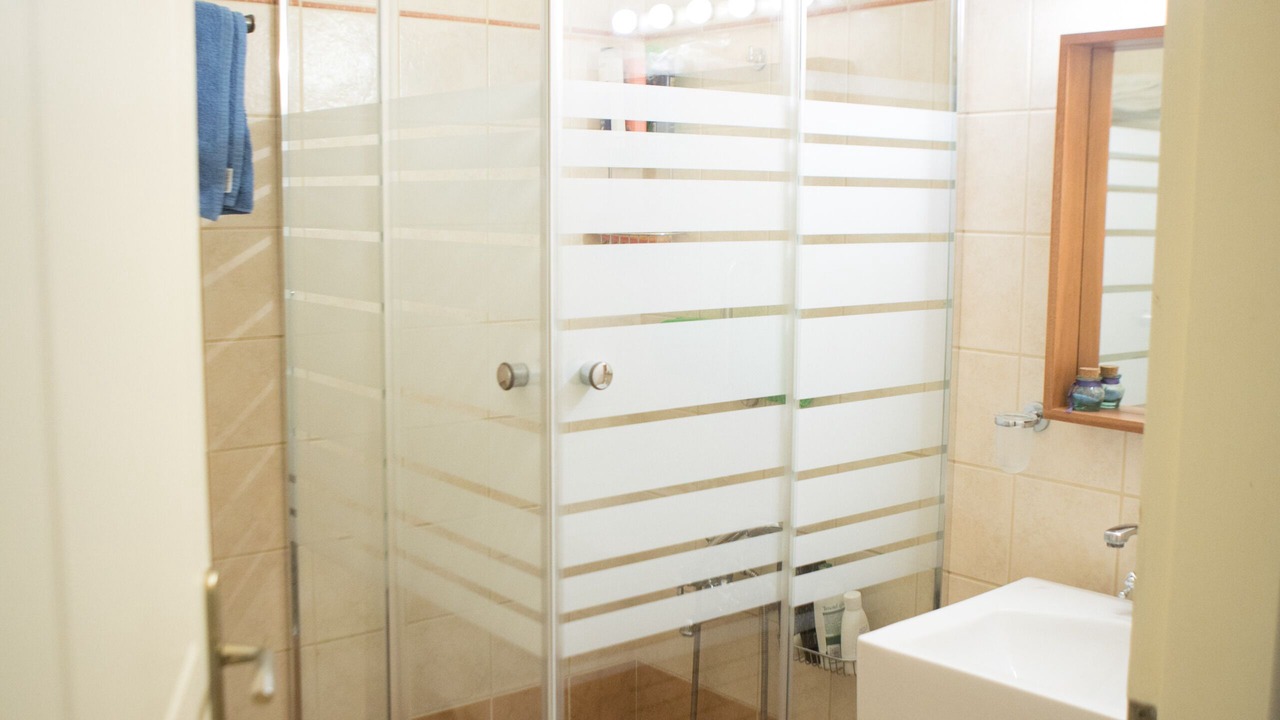 Photo of Bathroom in Limeni