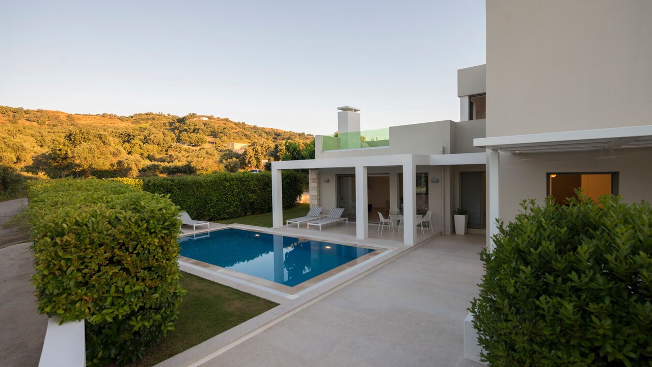 Photo of Outdoor in Monopari