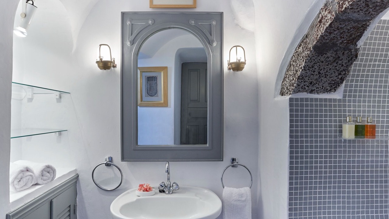 Photo of Bathroom in Firostefani