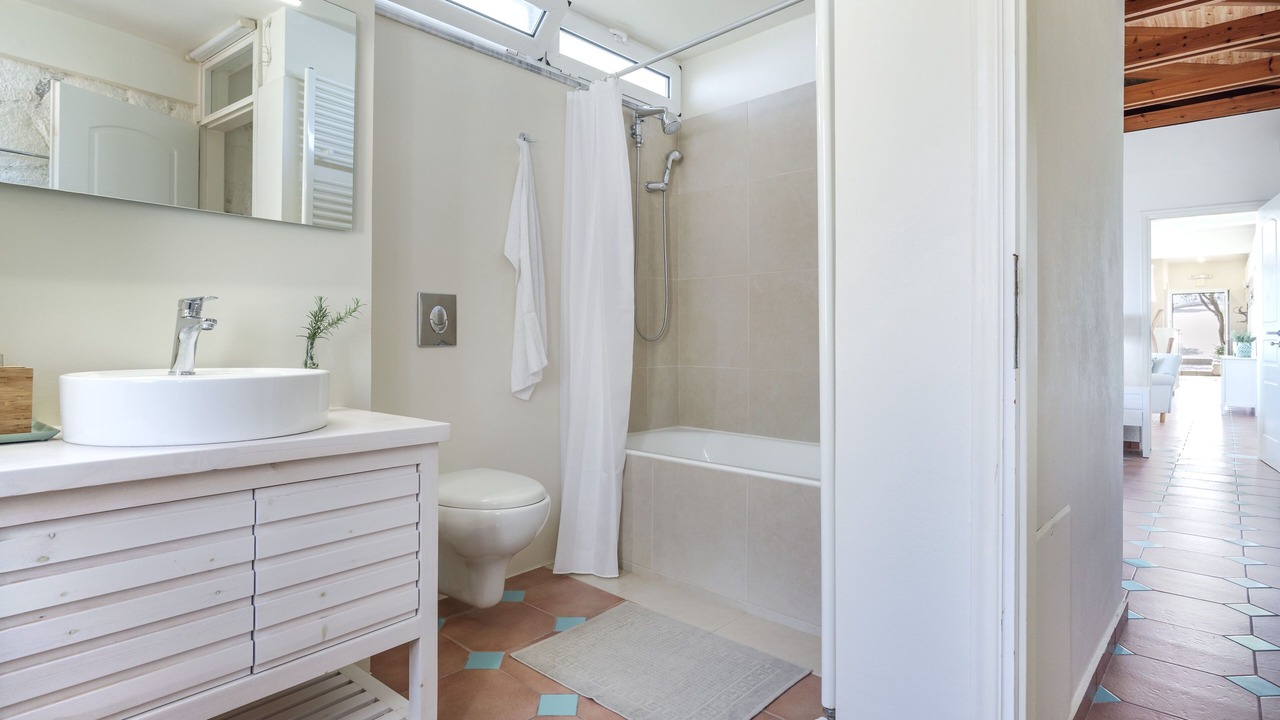 Photo of Bathroom in Sternes