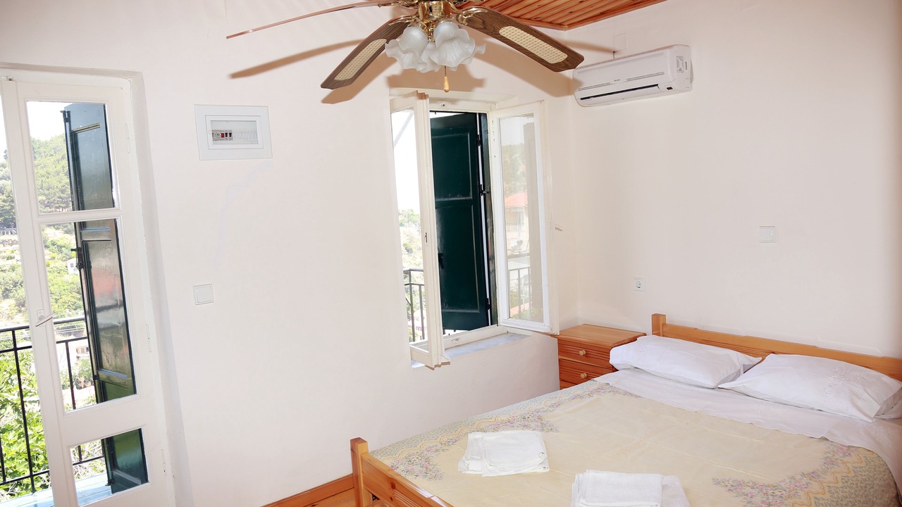 Photo of Bedroom in Plomari