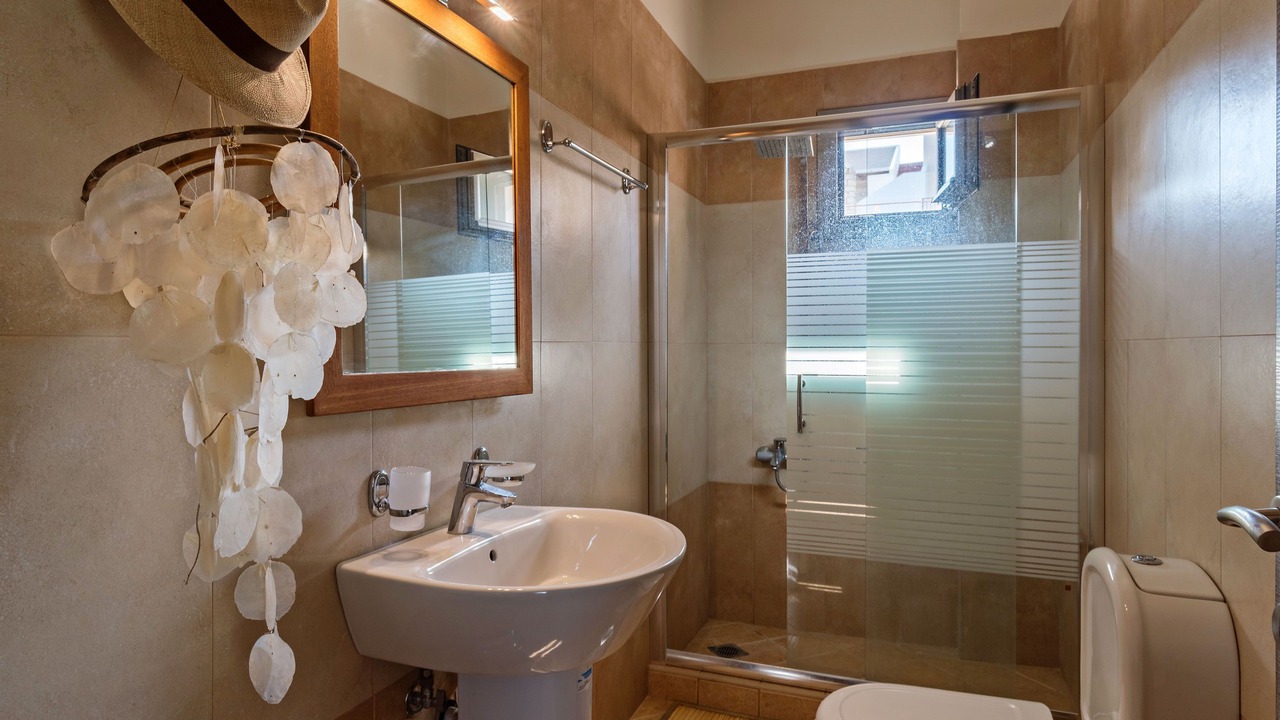 Photo of Bathroom in Skouloufia