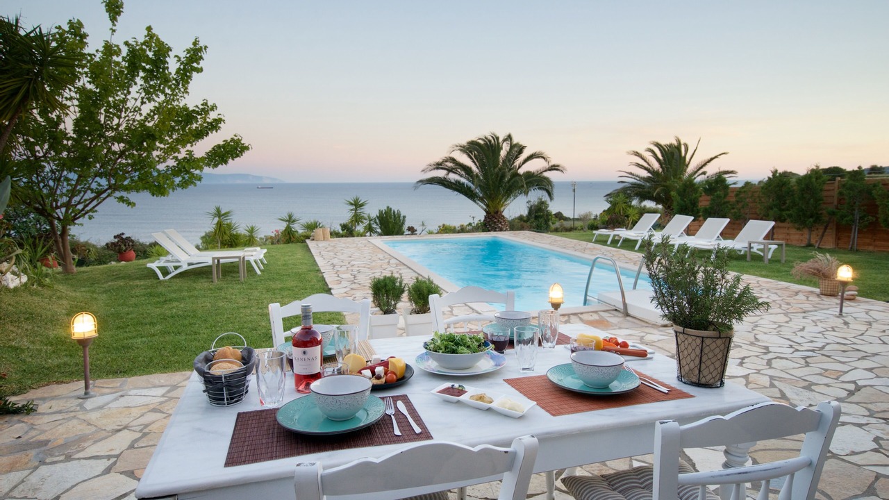 Photo of Outdoor in Karavados