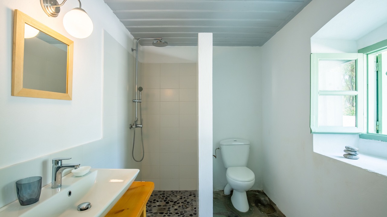 Photo of Bathroom in Skopelos