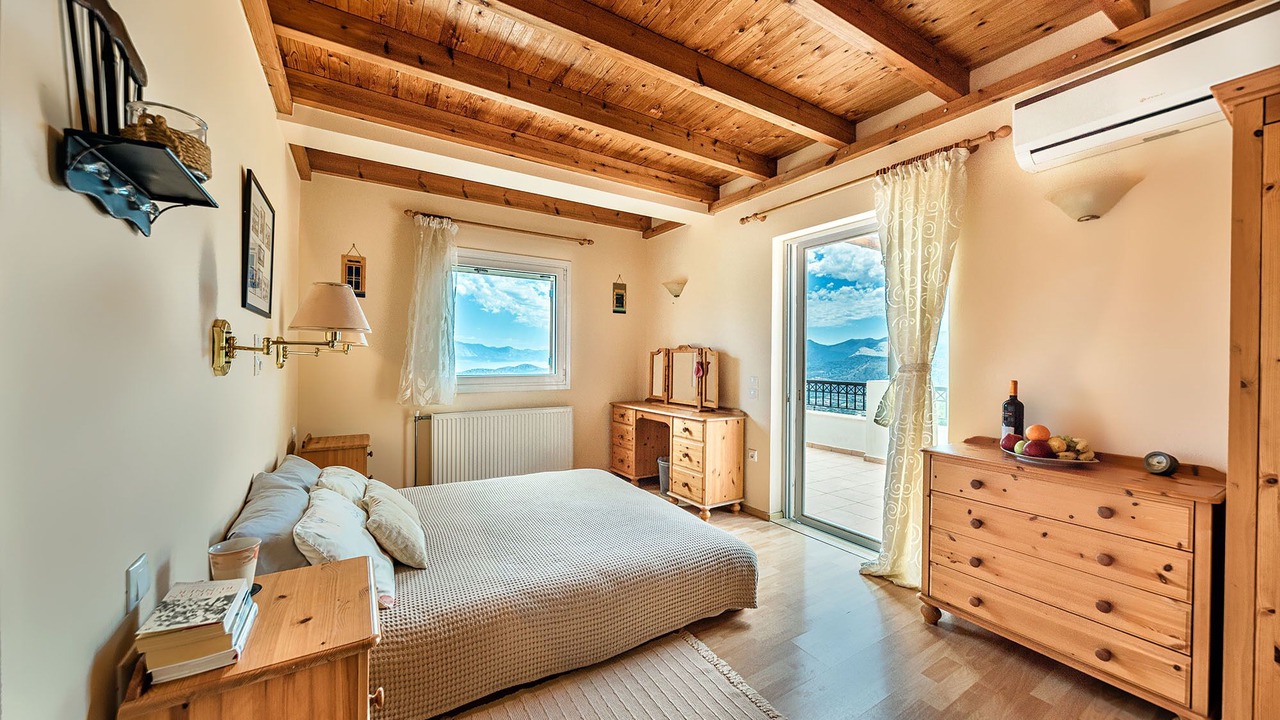 Photo of Bedroom in Vrouhas