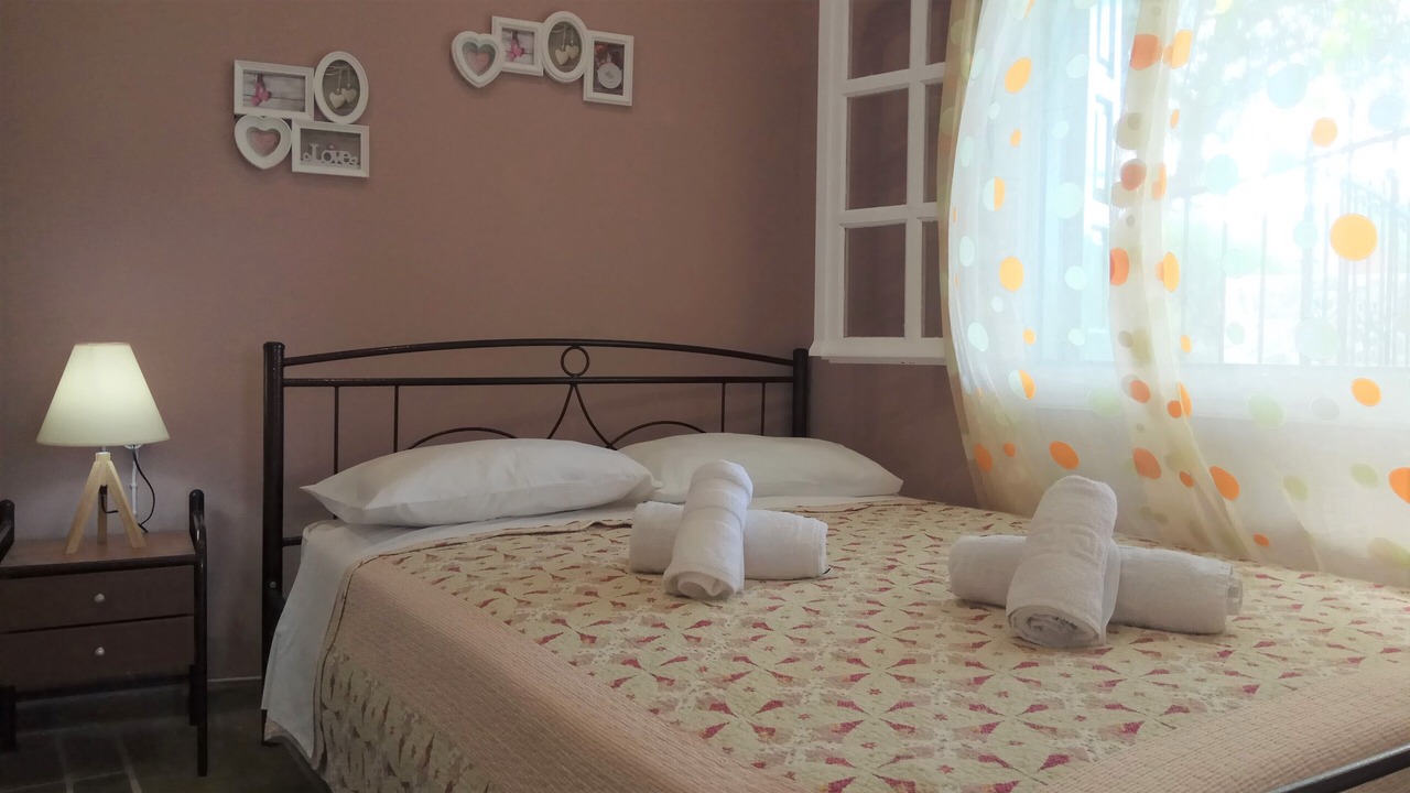 Photo of Bedroom in Skala Mistegnon