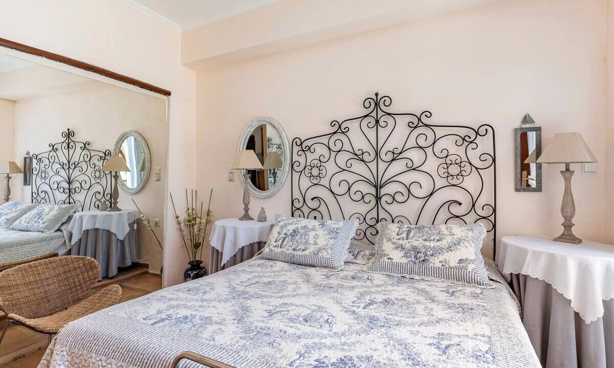 Photo of Bedroom in Atsipópoulon