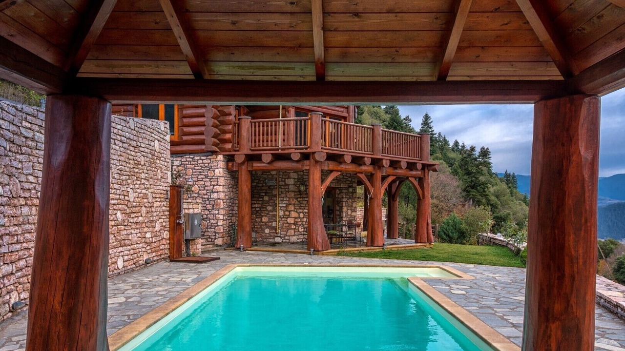 Photo of Outdoor in Karpenisi