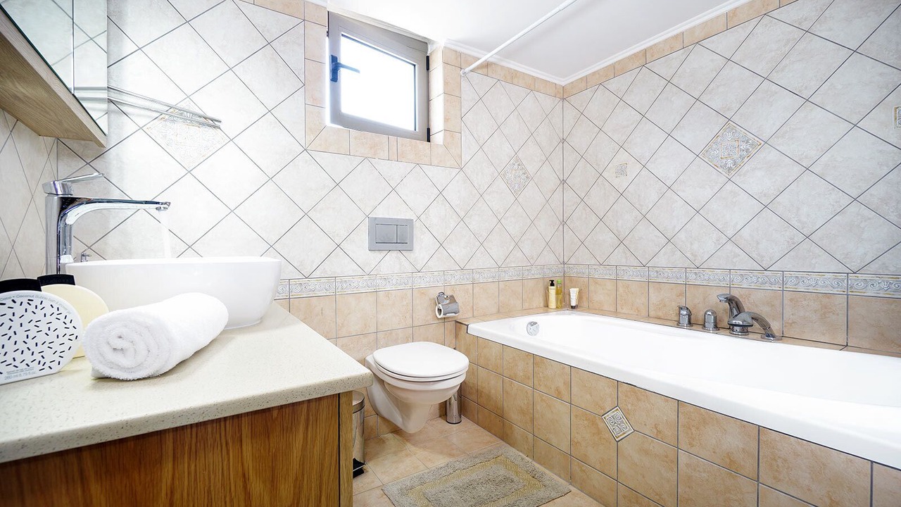 Photo of Bathroom in Vatolakkos