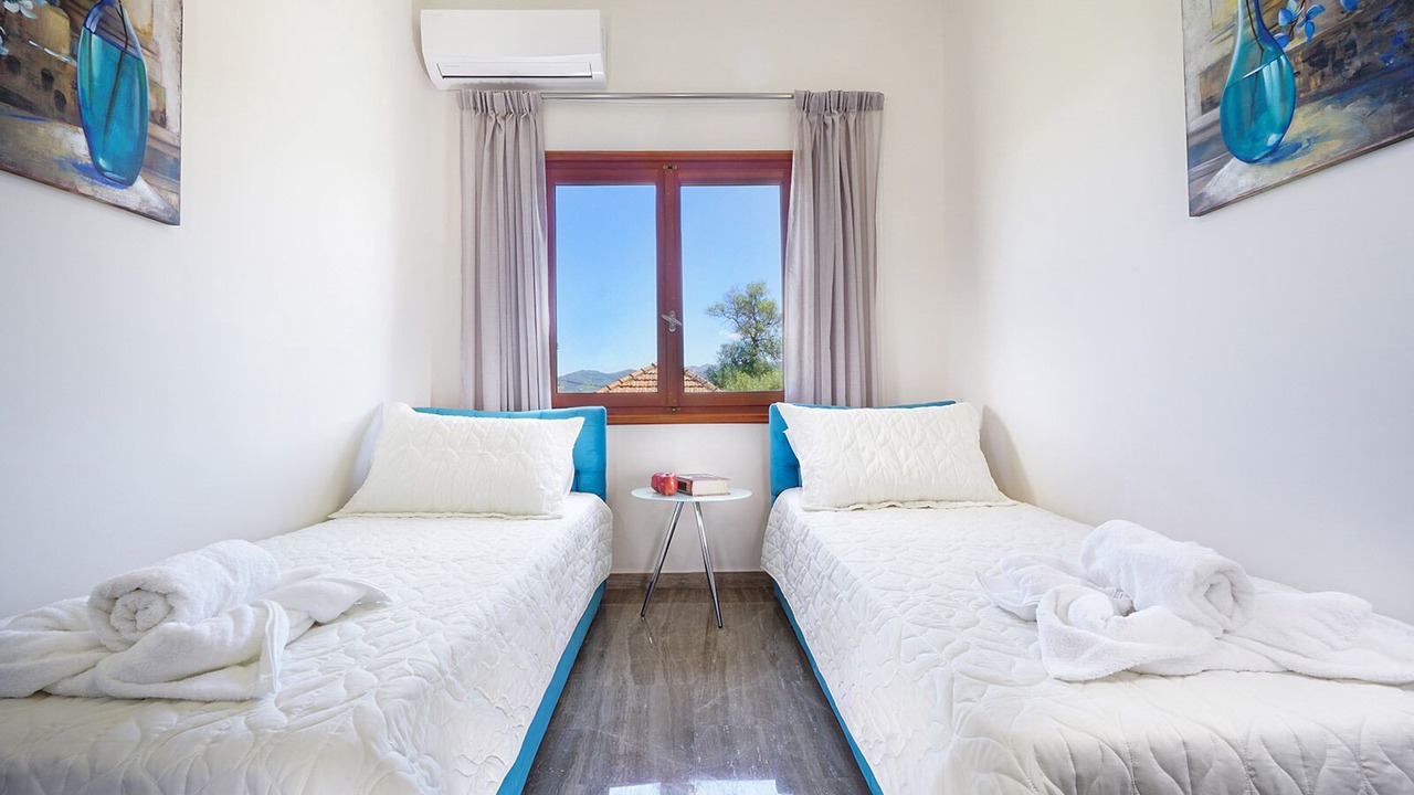 Photo of Bedroom in Vatolakkos