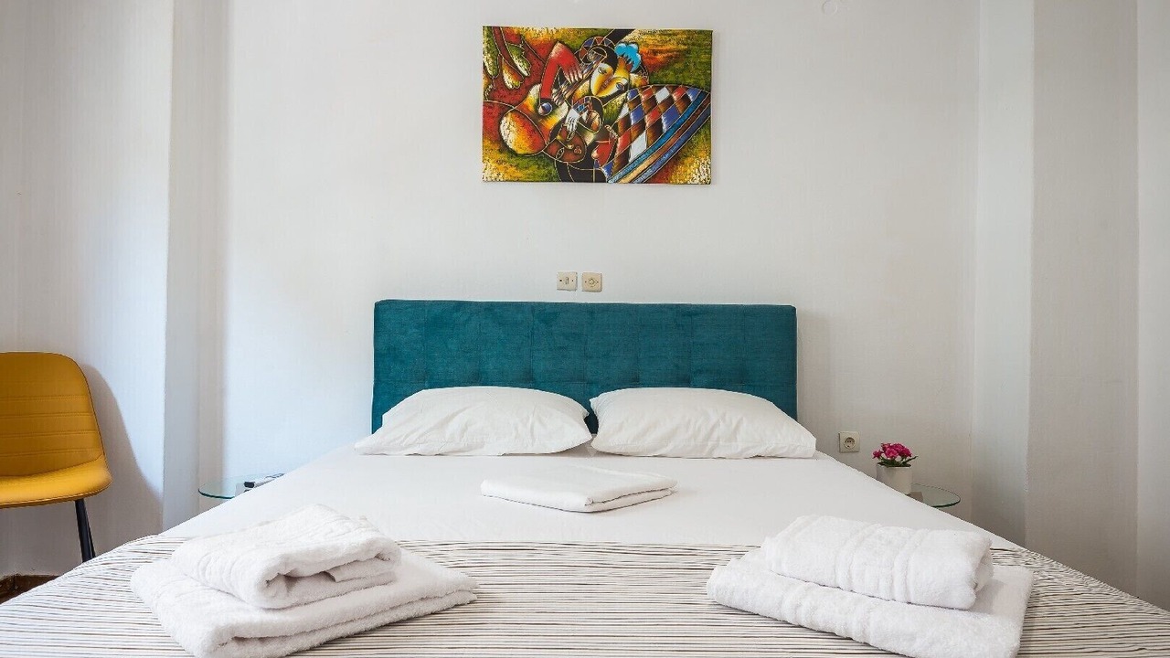 Photo of Bedroom in Platia Viktorias